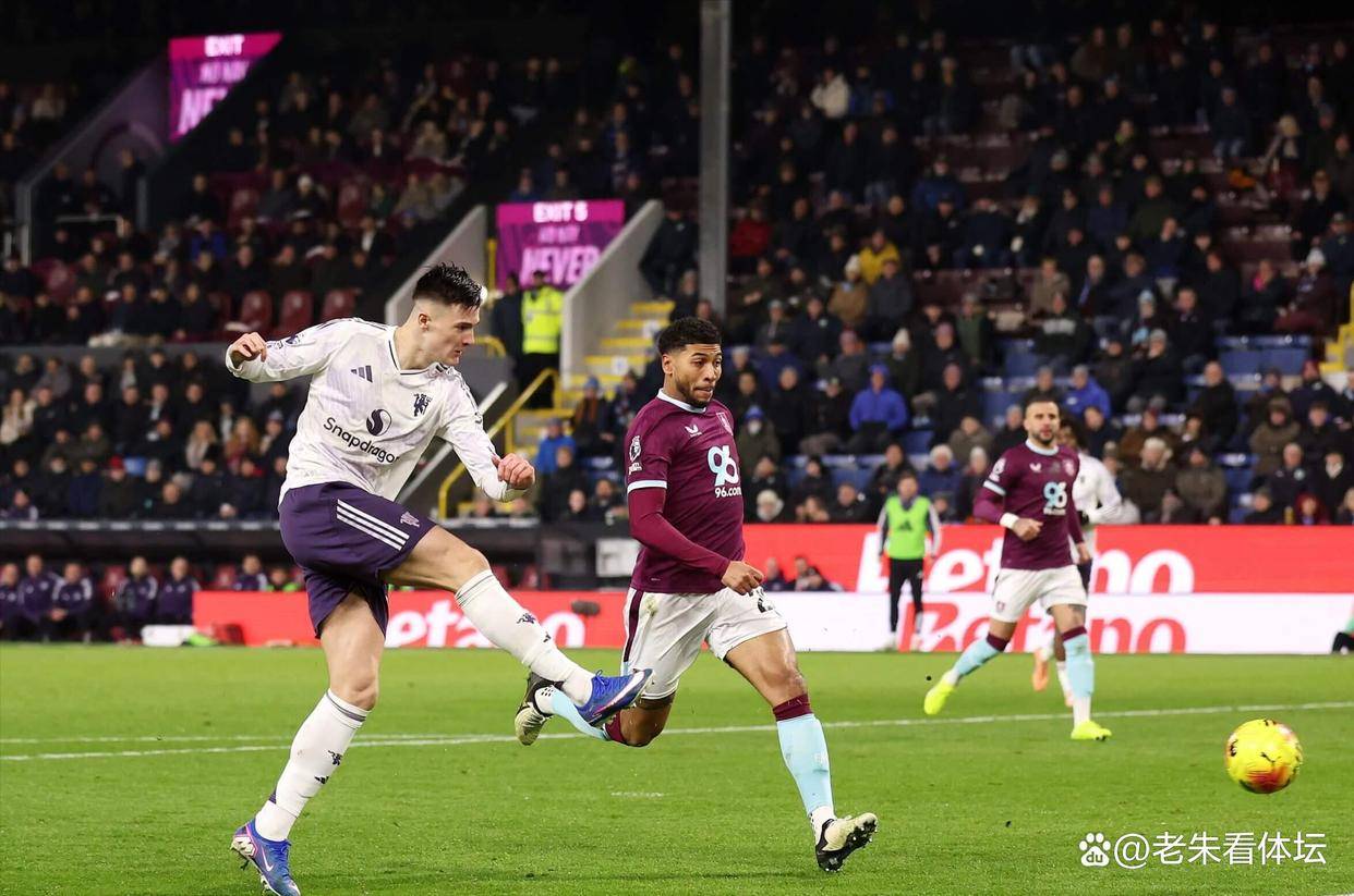 皇冠APP体育下载-包含风云突变亚特兰大今夜豪取连胜Ming爆冷击败曼联之后，萨克拉门托国王清晨临场应变的词条