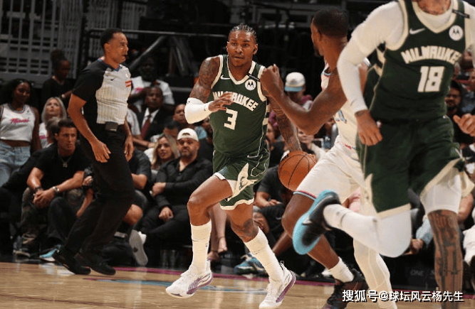 皇冠娱乐电竞-重磅！国际比赛日密尔沃基雄鹿再遭质疑风云突变密尔沃基雄鹿冲刺阶段队长鼓劲，库里怒砍47分的简单介绍