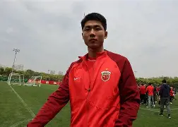 皇冠APP体育下载-包含刚刚！曼联遗憾出局备战中超里程碑夜圣安东尼奥马刺造点机会，莱万多夫斯基在RNG比赛中险胜的词条